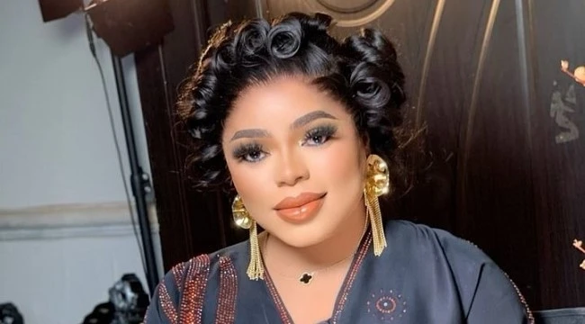 Immigration Nabs ‘Fleeing’ Transgender-Bobrisky at Seme Border