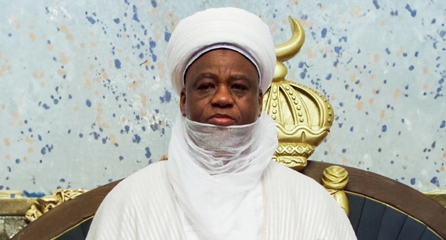 SHARIA LAW: Yoruba Muslim Tackle Sultan, Says Islam Didn’t Make You Our Leader